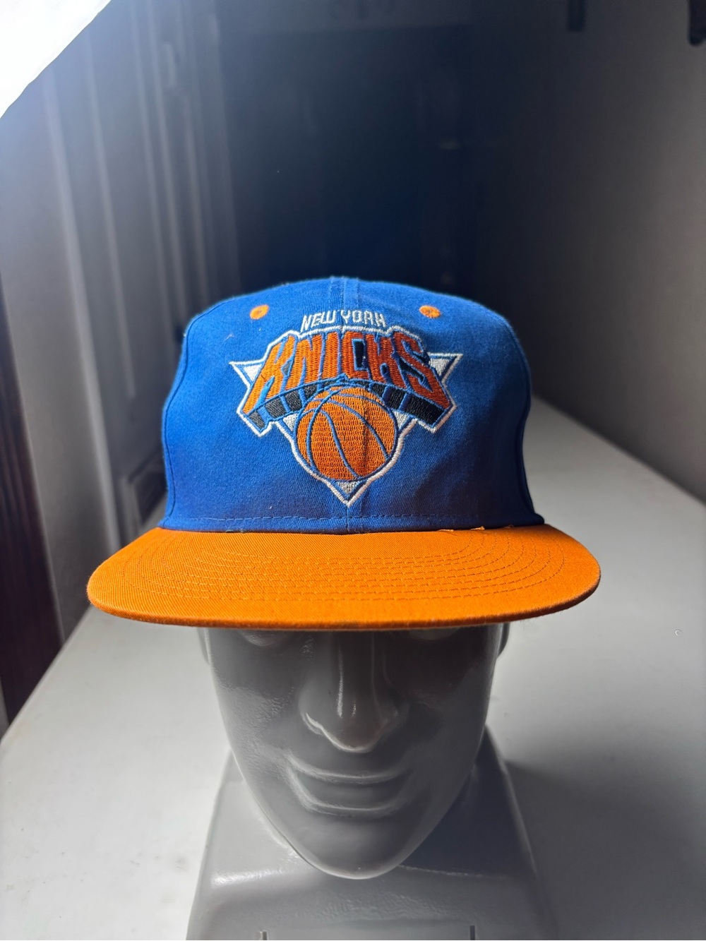 *VINTAGE* RARE NBA New York Knicks Sports Specialties TISA Snapback Hat One Size